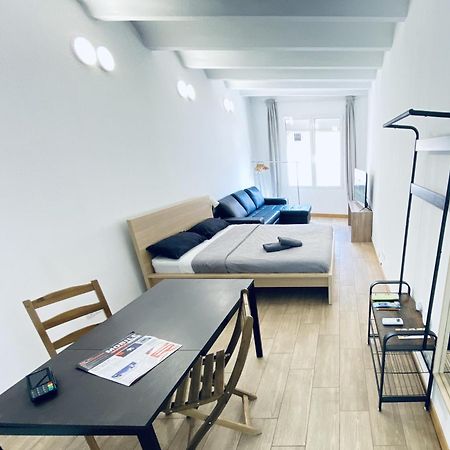 Apl Sants Lofts Bcn Fira Camp Nou Apartamento Barcelona Exterior foto