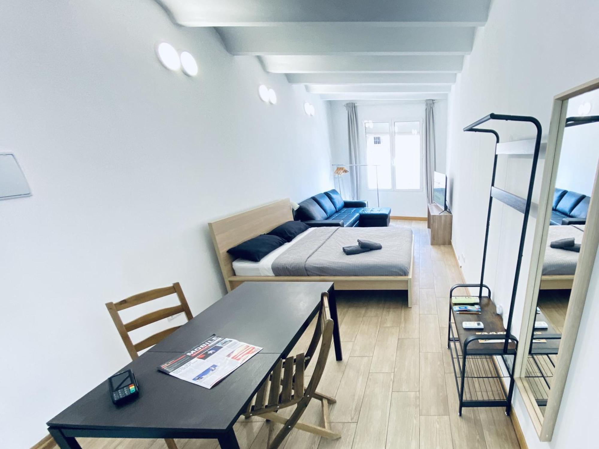 Apl Sants Lofts Bcn Fira Camp Nou Apartamento Barcelona Exterior foto