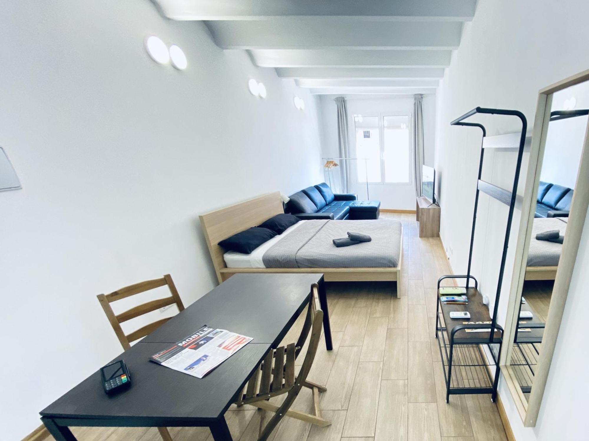 Apl Sants Lofts Bcn Fira Camp Nou Apartamento Barcelona Exterior foto
