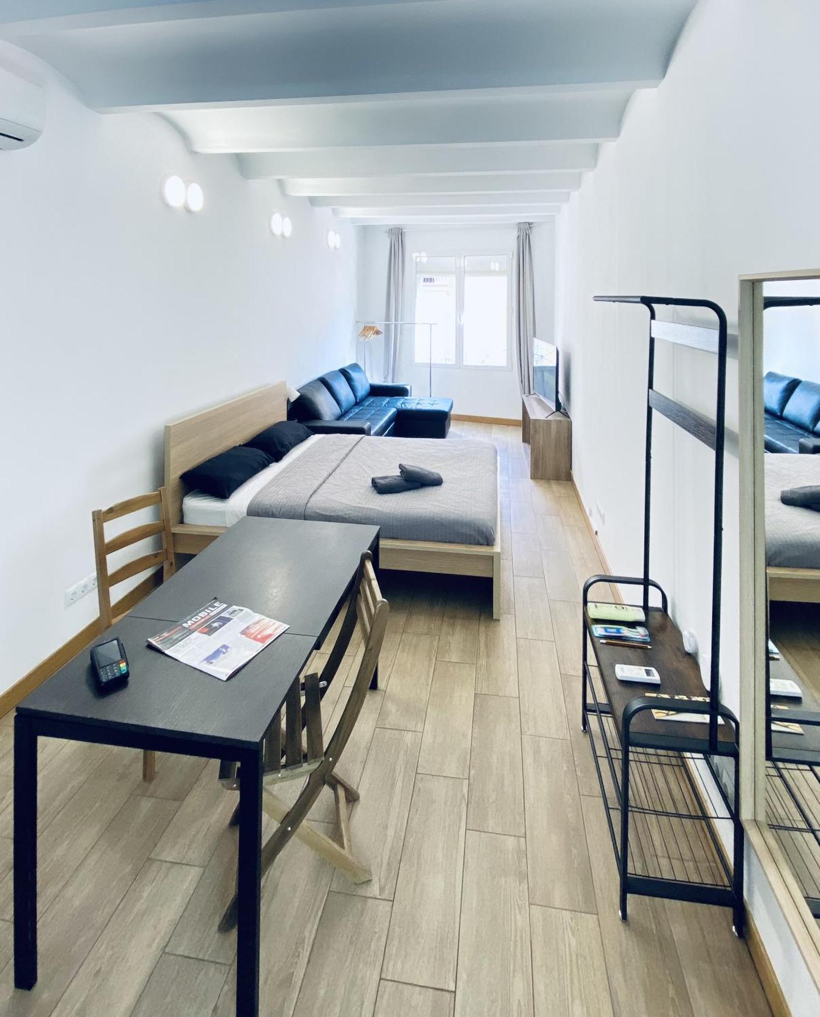 Apl Sants Lofts Bcn Fira Camp Nou Apartamento Barcelona Exterior foto