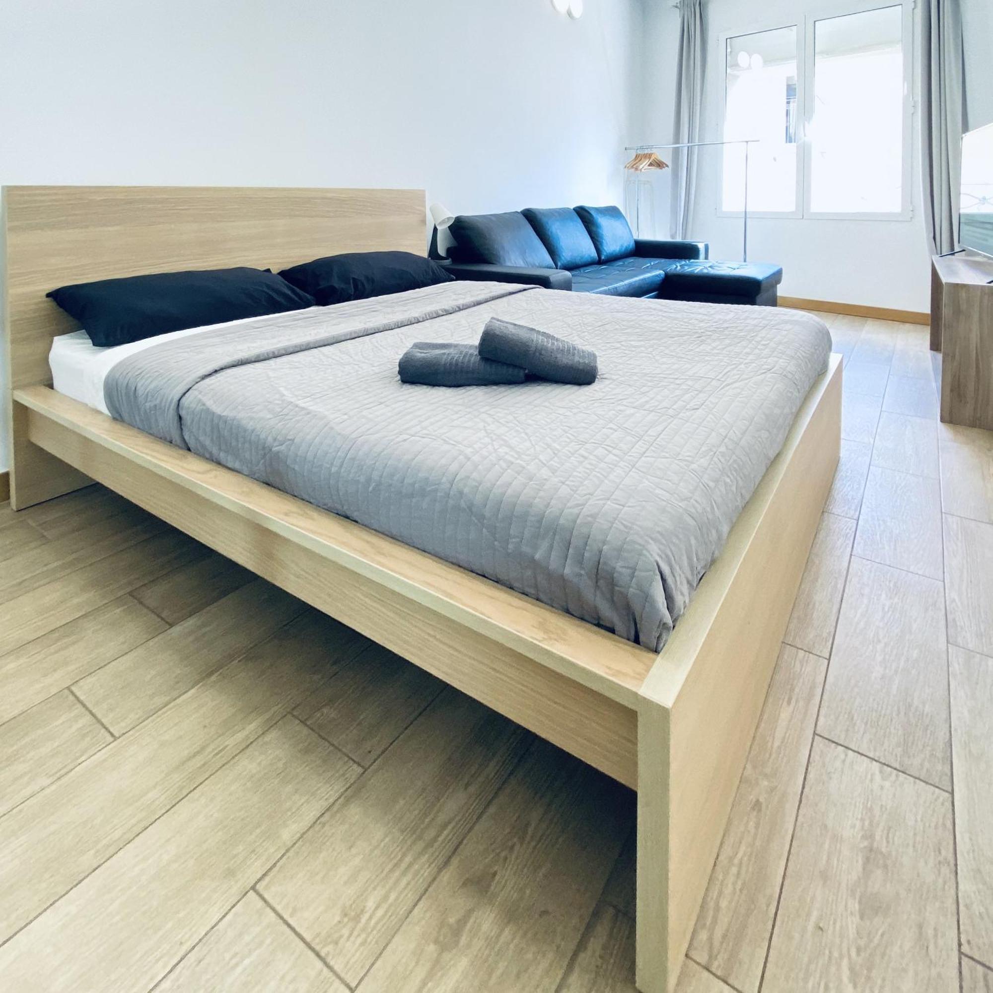 Apl Sants Lofts Bcn Fira Camp Nou Apartamento Barcelona Exterior foto